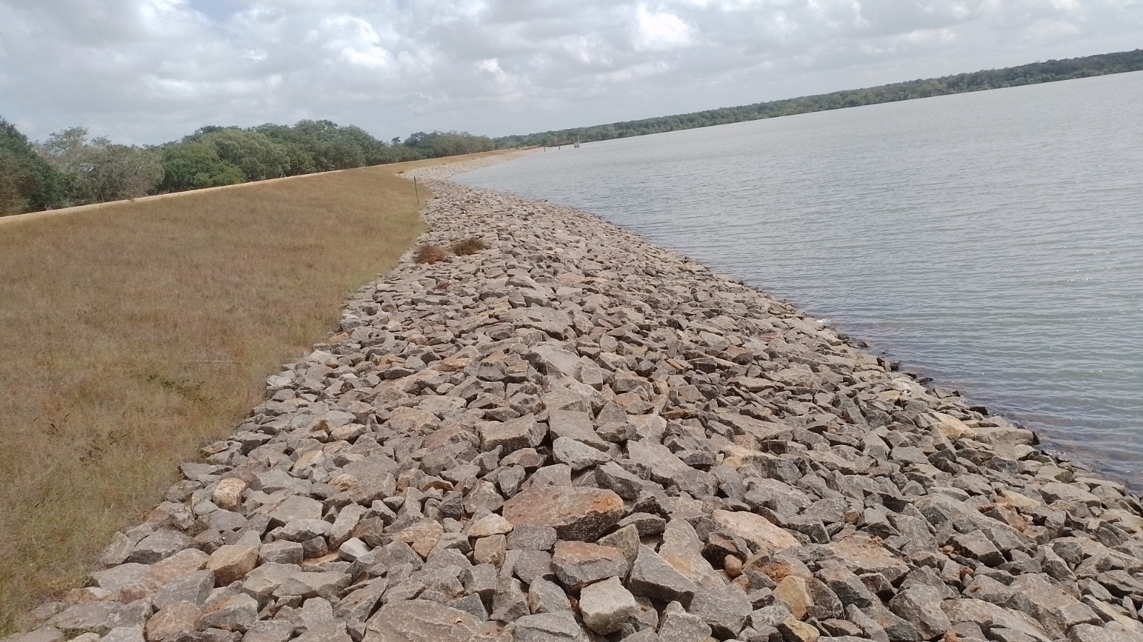 Rehabilitation of Kalmadu Scheme Headworks - Image 10